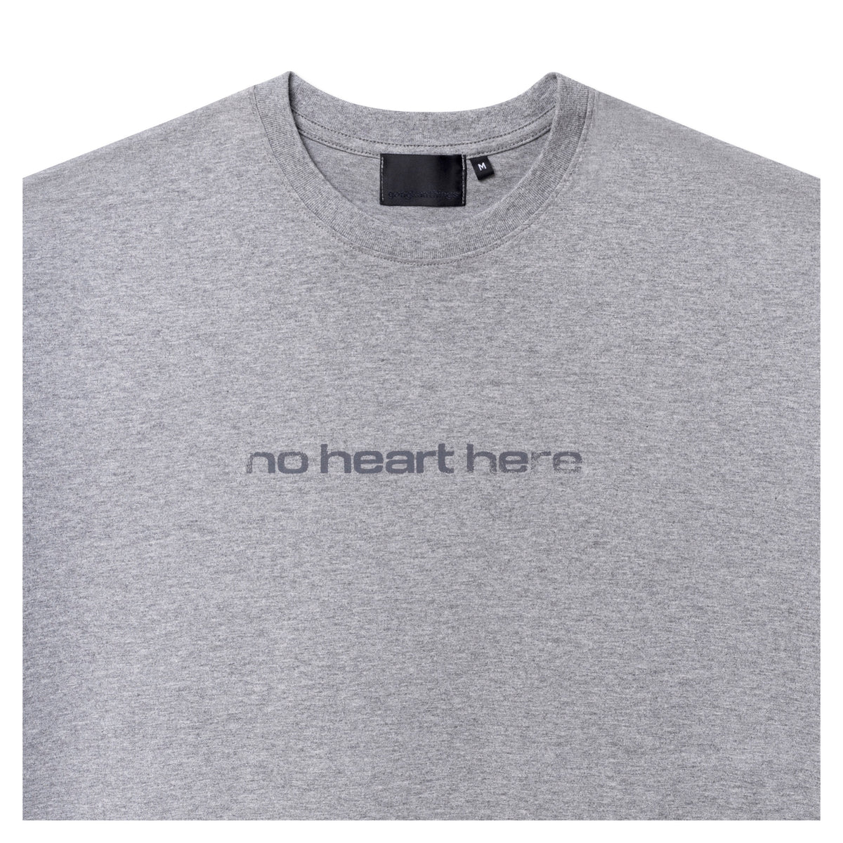 NO HEART HERE SCRIPT TEE (2025)